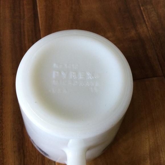 Vintage Pyrex Old Town Blue Onion Cups Set of 4 - Picture 5 of 6